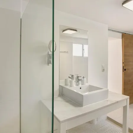 別荘 The Yellow House ジャルディン・ド・マール