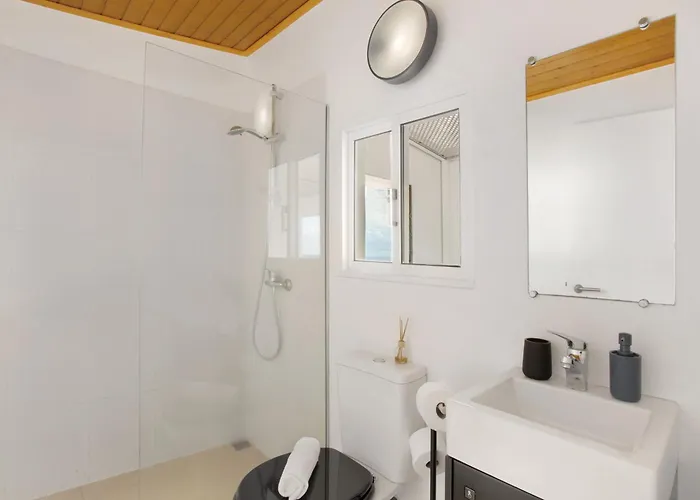 The Yellow House * Jardim do Mar