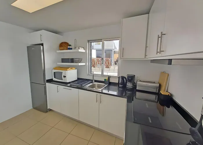 The Yellow House * Jardim do Mar