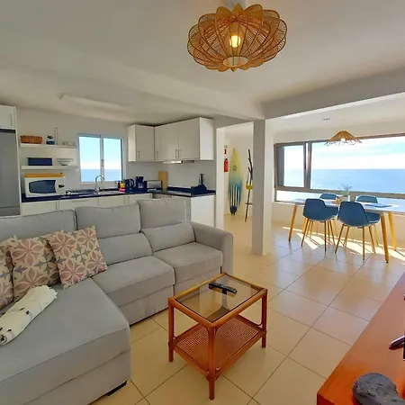 The Yellow House 度假居