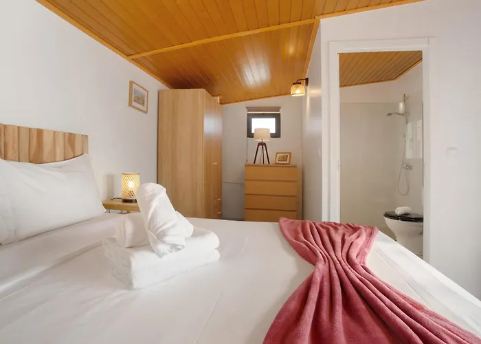 Feriehus The Yellow House Jardim do Mar