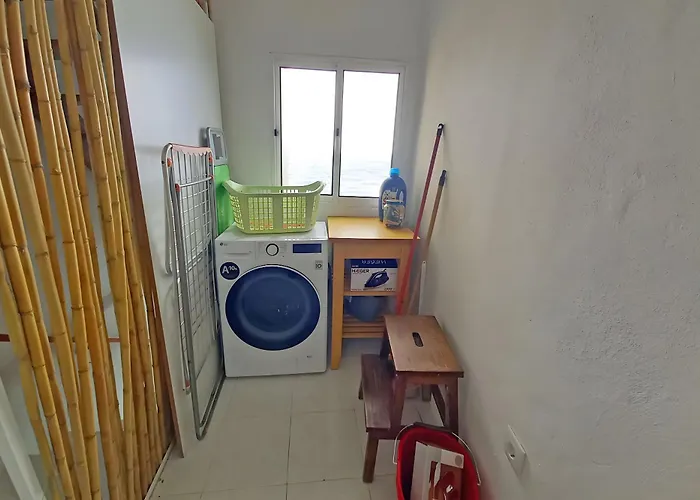 The Yellow House 度假居 *